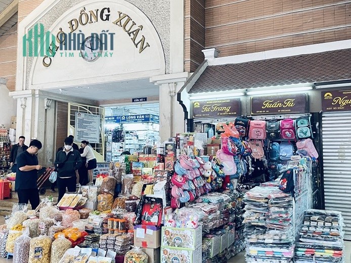Cho thuê quầy Tuấn Tú dãy đầu tiên cổng chính số 1 Chợ Đồng Xuân, vị trí đẹp; 0988080889