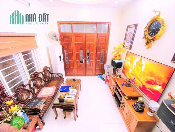 Mặt tiền Huỳnh Thúc Kháng, Hà Đông Ô TÔ-KINH DOANH hơn 6 tỷ- 44m2!