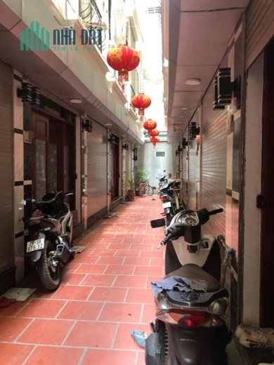 nhà 34m2, 4 tầng, 3 ngủ - gái 3,4 tỷ -  ngay TP Giao Lưu, đầu Phạm Văn Đồng
