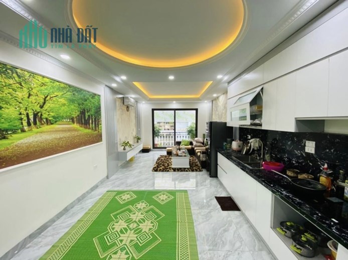 Bán tòa nhà Phố Cù Chính Lan Quận Thanh Xuân 38m2x6 tầng thang máy, lô góc, ôtô vào nhà.