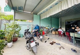 Nhà 2 tầng Tp. Thủ Đức - Gần chợ Đầu mối - Diện tích khủng 97m2 - chỉ 3,xx tỷ ( X mẫu giáo )