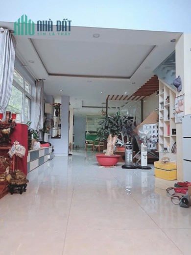 Cần bán căn nhà MT đường Sau lưng Gigamall, dt 220 m² giá 15,5 tỷ