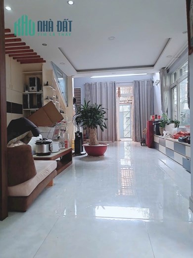 Cần bán căn nhà MT đường Sau lưng Gigamall, dt 220 m² giá 15,5 tỷ