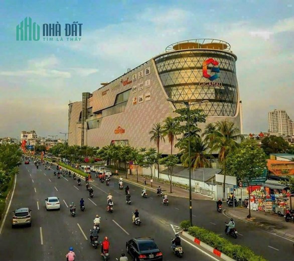 Cần bán căn nhà MT đường Sau lưng Gigamall, dt 220 m² giá 15,5 tỷ