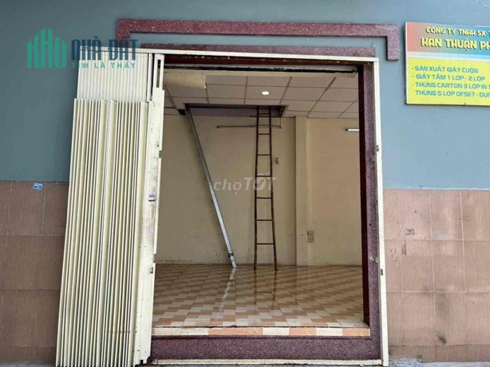 🔥 Nhà Góc 2 MTKD đường Lạc Long Quân, chỉ 18 triệu/th