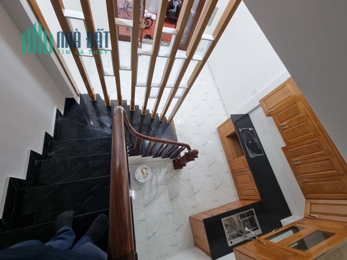 Bán nhà phân lô Chùa Bộc 45m2 x 5 tầng, phân lô, 2 thoáng, ô tô đỗ cửa, 5.9 tỷ