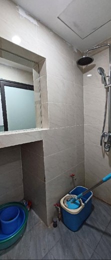 Nhà tập thể Quỳnh Mai,2 tầng ,15/33M,2 ngủ đủ công năng. Giá chỉ 1.28 tỷ