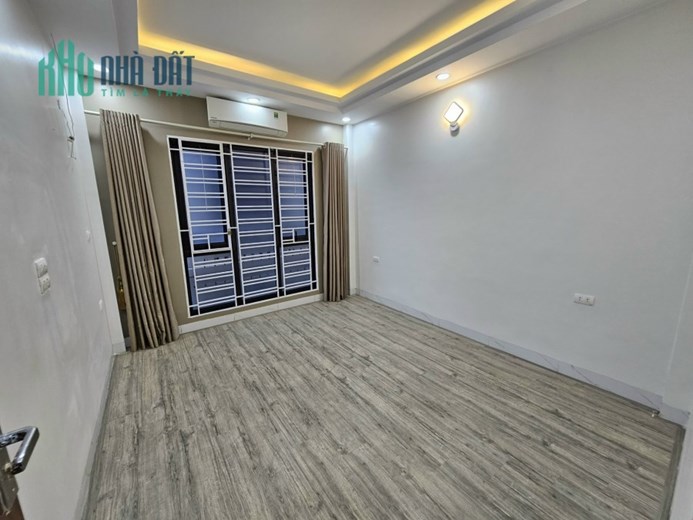 bán nhà bồ đề cực đẹp,cực hiếm tại quận long biên