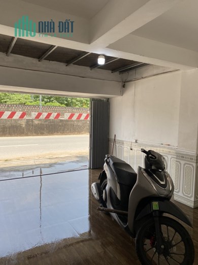 Bán Nhà  Đông Ngạc, Từ Liêm  - Mặt Phố - Oto Tránh – Kinh Doanh – 35m2 – Chỉ hơn 3 tỷ.