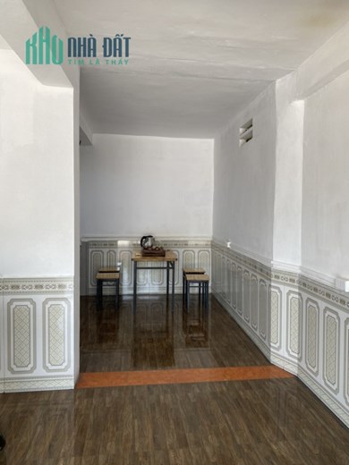 Bán Nhà  Đông Ngạc, Từ Liêm  - Mặt Phố - Oto Tránh – Kinh Doanh – 35m2 – Chỉ hơn 3 tỷ.