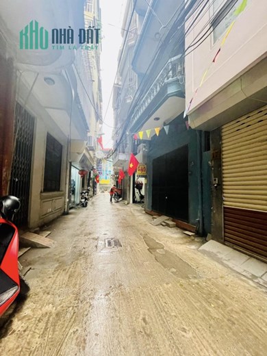 Bán Nhà Phố Trung Kính Quận Cầu Giấy. 69m Xây 6 Tầng Mặt Tiền 5m Nhỉnh 10 Tỷ. Cam Kết Ảnh Thật Mô