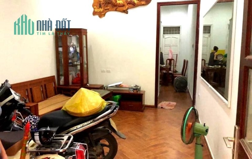 Bán Nhà Phố Trung Kính Quận Cầu Giấy. 42m Xây 5 Tầng Mặt Tiền 4m Nhỉnh 13 Tỷ. Cam Kết Ảnh Thật Mô
