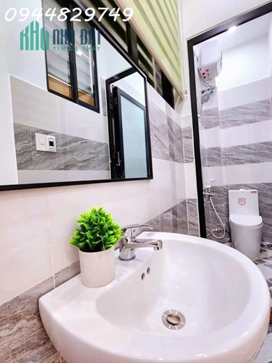 Nhà Ngon Chỉ 2,55 tỷ - Kiệt ô tô- 2 tầng mới xinh- Dt: 50m2- TT Quận Thanh Khê, ĐN