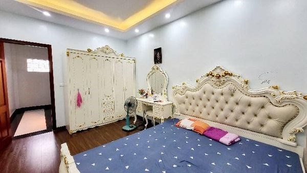 Bán nhà 139 Tam Trinh 31m 5 tấng nhỉnh 3 tỷ hàng xóm Time City