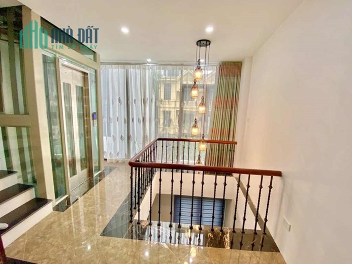 SIÊU PHẨM NHÀ ĐẸP, PHÔ XUÂN LA ,TÂY HỒ ,5 TẦNG THANG MÁY , 2 MẶT THOÁNG GẦN TÂY HỒ , NGÕ THÔNG TỨ