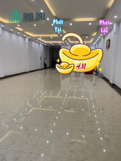 Bán nhà 2 mặt tiền, mặt đường Trần Hưng Đạo, Tp. Ninh Bình
Diện tích thực sử dụng: 65m2 mặt tiền 8m