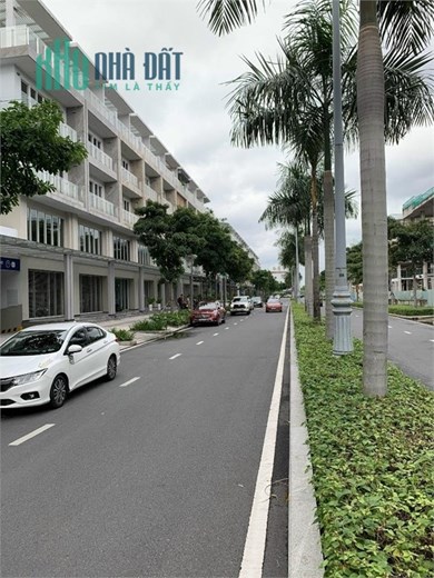 Shophouse Saritown Sala có diện tích lớn cho thuê - Đầy đủ tiện nghi