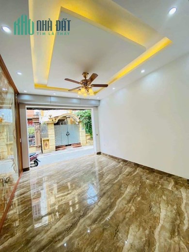Bán Nhà Q.Hoàng Mai, Phố Sở Thượng 9.5 tỷ, 52m2, MT 4.5m, Ô tô Tránh, Kinh Doanh, Thang Máy