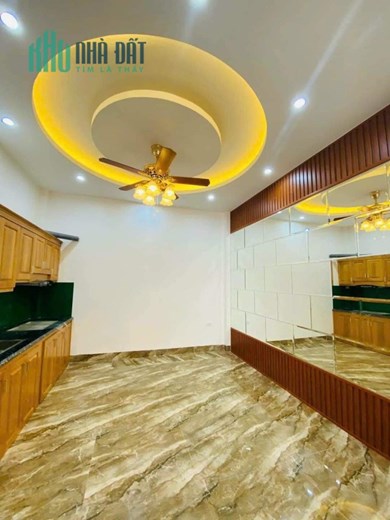 Bán Nhà Q.Hoàng Mai, Phố Sở Thượng 9.5 tỷ, 52m2, MT 4.5m, Ô tô Tránh, Kinh Doanh, Thang Máy