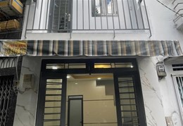 Nhỉnh 1 tỷ có nhà 2 tầng 2 WC sát Bàu Cát
