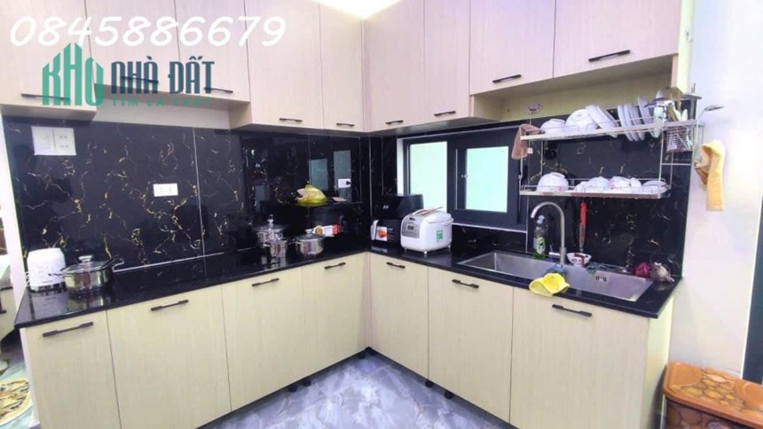 CẦN BÁN NHÀ ĐƯƠNG HỒ XUÂN HƯƠNG ĐÀ LẠT