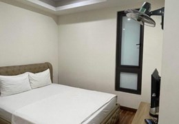 BÁN KHÁCH SẠN PHỐ ĐÀM QUANG TRUNG , LONG BIÊN . 121M X 7T , DOANH THU 200TR. 19 TỶ