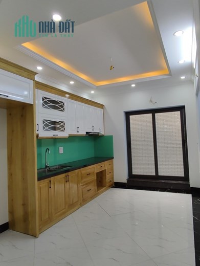TT NGÃ TƯ SỞ. Bán nhà phố Chính Kinh, Thanh Xuân. 45m2 x 4T. NHÀ MỚI. 3 THOÁNG. Hơn 5 Tỷ.