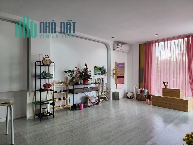 Cho Thuê Mặt Bằng 2 mặt tiền (Lầu 3), tòa 6 tầng tại 331 Lê Văn Sỹ, phường 13, quận 3