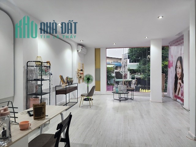 Cho Thuê Mặt Bằng 2 mặt tiền (Lầu 3), tòa 6 tầng tại 331 Lê Văn Sỹ, phường 13, quận 3