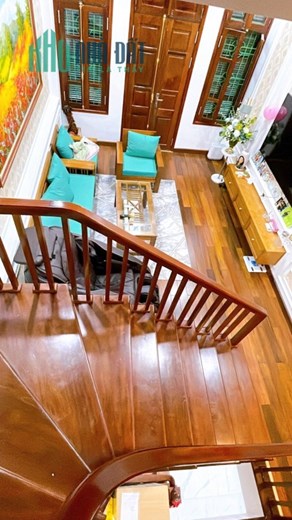 Bàn nhà Nguyễn Văn Cừ, Dt 75m, nhà 5 tầng, giá 9 tỷ.