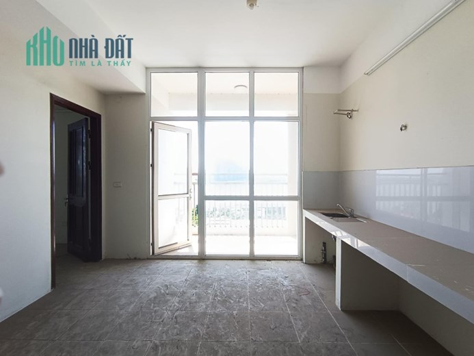 Căn góc  ! Chung cư C18 Xuân La 101m2 căn 3PN 2WC giá .4.4 tỷ  NT nguyên bản