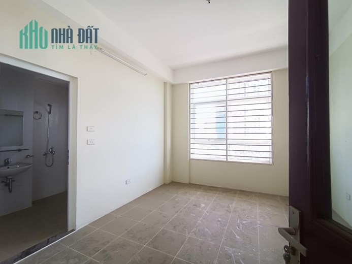 Căn góc  ! Chung cư C18 Xuân La 101m2 căn 3PN 2WC giá .4.4 tỷ  NT nguyên bản