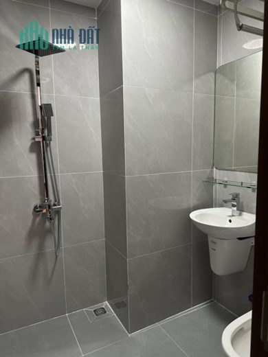 Hot! Cần bán căn 3PN 2WC 80m2 giá 3.6 tỷ N2D Hoàng Minh Giám view công viên.