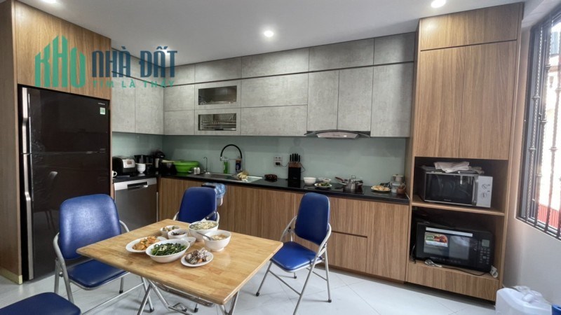 Bán nhà riêng Chùa Bộc 45m 4 tầng ngõ thông kinh doanh ô tô dừng đỗ ngày đêm nhỉnh 9 tỷ lh