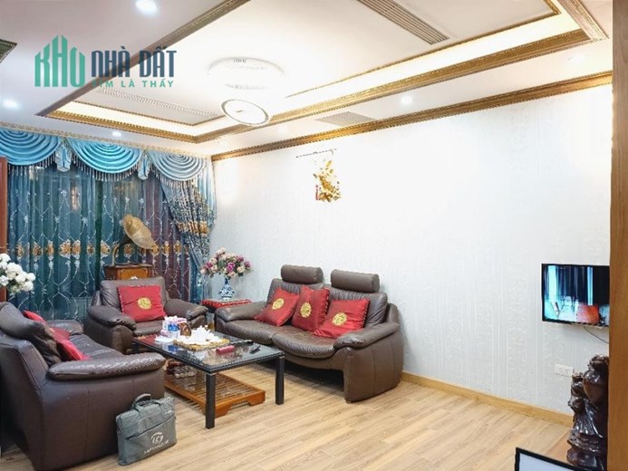 Hiếm - Căn 3PN 3WC cc MD Complex diện tích 147m2 giá 6,3 tỷ đẹp thoáng mát.