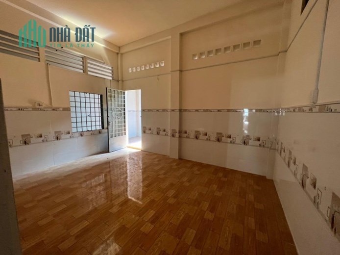 CHÍNH CHỦ CẦN BÁN Căn Nhà Vị Trí Đẹp Tại xã Tân Hiệp, huyện Hóc Môn, HCM