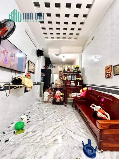 Nhà đẹp Ngang 3,4 nở hậu 4.5x9.5 Đổ Quang Đẩu P. Ngũ Lão Q1hơn 6 tỷ xx