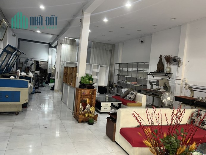 CHÍNH CHỦ Cần Bán CĂN NHÀ Vị Trí Đẹp Tại  phường Bình Hưng Hòa A - Bình Tân - HCM