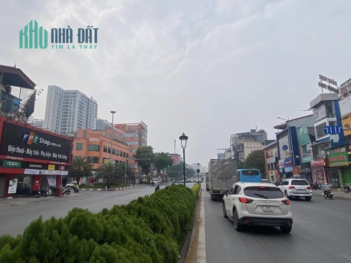 Bán biệt thự liền kề giá nhỉnh 10 tỷ tail Long Biên Hà Nội ,dt sử dụng 500m ,mt 6m