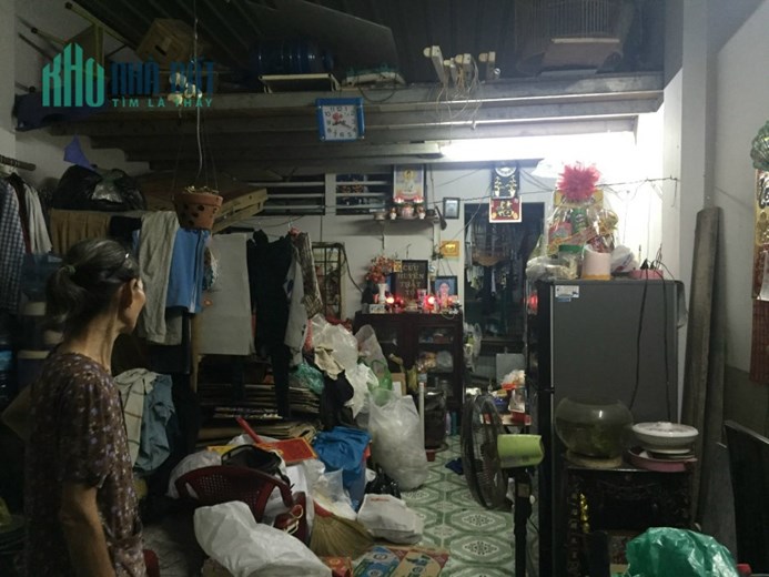 CHÍNH CHỦ BÁN GẤP CĂN NHÀ CẤP 4 Tại Quận Tân Phú, HCM