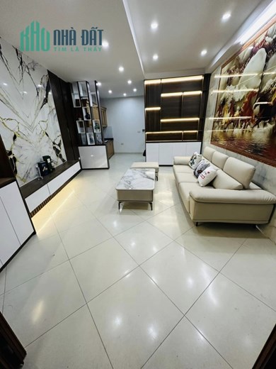 BÁN NHÀ SIÊU ĐẸP HIẾM 6 TẦNG CẦU GIẤY CÓ 1 0 2, 40M2 GIÁ 5.XX TỶ - Ô TÔ ĐỖ CỬA - NGÕ THÔNG