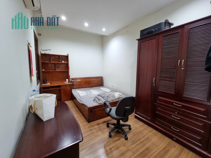 Bán Nhà Mặt Phố Trần Cung 63m2 x 4 tầng, căn góc, Mặt Phố ở sướng kinh doanh đỉnh cao, sau quy