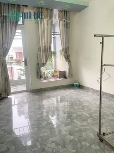 Nhà đẹp HXT 50m2-4PN SHR vuông vắn Nguyễn Trung Trực ở VIP 5.x tỷ 0989998427