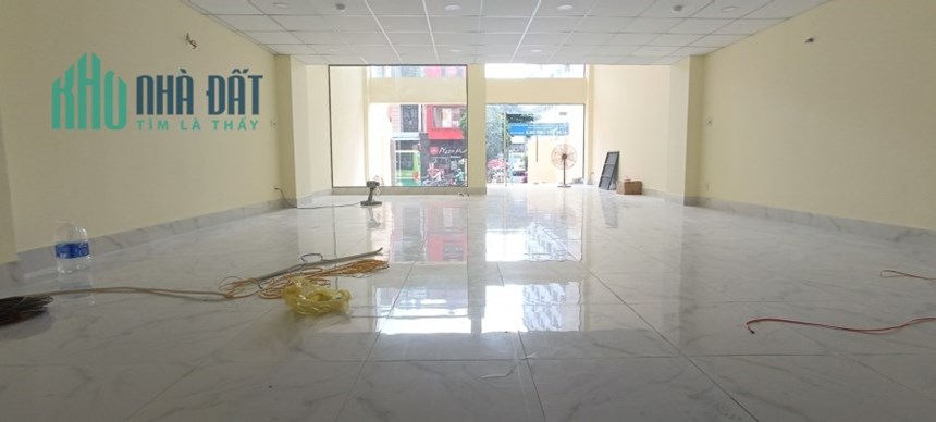 Cho thuê nhà mặt tiền số 61 đường Phổ Quang -Tân Bình mới xây dựng làm văn phòng và mặt bằng kinh