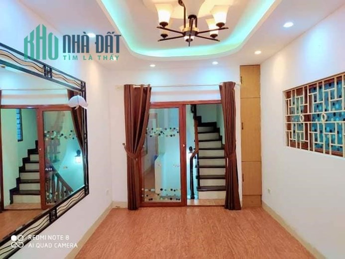 BÁN NHÀ HỒ BA MẪU QUẬN ĐỐNG ĐA DT:30M2 5 TẦNG 3 PHÒNG NGỦ GIÁ: 3.25 TỶ BÁN KÍNH 200M RA RẤT NHIỀU