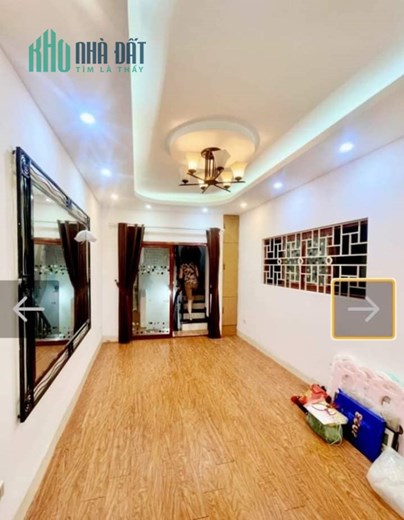 GIA ĐÌNH BÁN NHÀ HỒ BA MẪU NGÕ THÔNG DT:30M2 5 TẦNG 3 PHÒNG NGỦ GIÁ: 3.25 TỶ BÁN KÍNH 200M RA RẤT