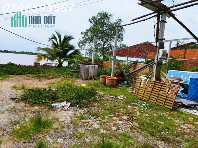 Đất 2 Mặt Tiền Vị Trí Đắc Địa Tại Ấp Chợ, Xã Mỹ An, Mang Thít, Vĩnh Long