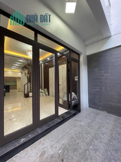 BÁN NHÀ MẶT NGÕ THÁI THỊNH, RỘNG 64M SỔ ĐỎ 40M, MT: 5M, NGÕ THÔNG, 5 TẦNG NHIỀU PHÒNG RỘNG ĐẸP.