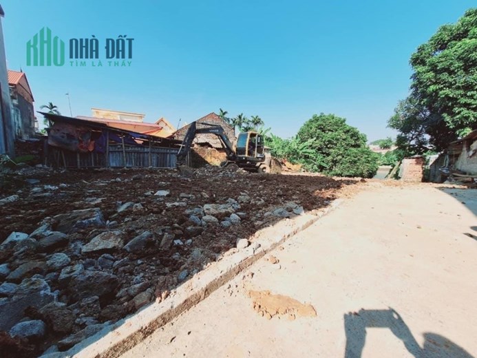 56m - Full thổ cư - mặt tiền 4.4m - chỉ 280tr bao sổ

- Chính Chủ em cần bán lô đất 56m2 , toàn bộ