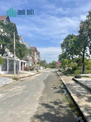 CHÍNH CHỦ CẦN BÁN Biệt Thự Vị Trí Đẹp Tại 06, Đường số 19C, Phường 7, Quận 8, TPHCM
